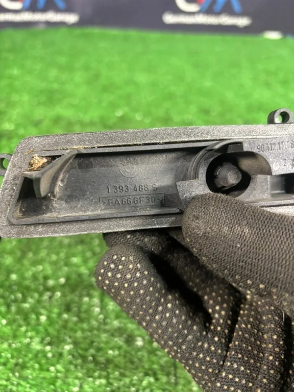 Крышка 1393488 BMW 3 E36 256S3 M52B25 1997 - миниатюра 2