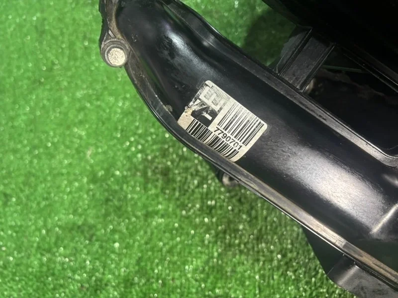 Коллектор впускной BMW 5 E60 M57 306D3 2006 - миниатюра 9