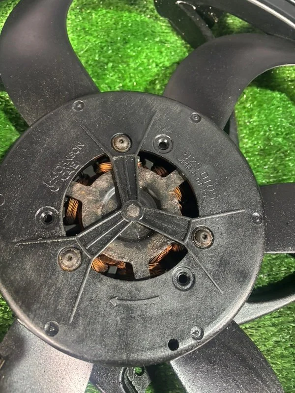 Вентилятор охлаждения BMW X3 E83 M47D20 2008 - миниатюра 3