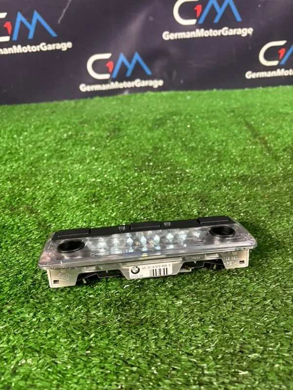 Салонный центральный плафон задний BMW X5 E53 - изображение 1