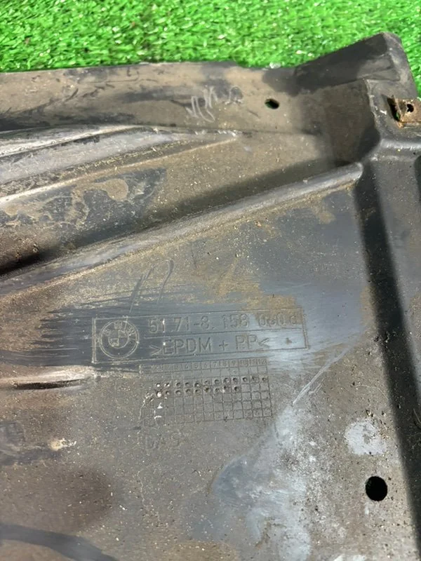 Защита кузова правая BMW 5 E39 TOURING 286S2 - миниатюра 10