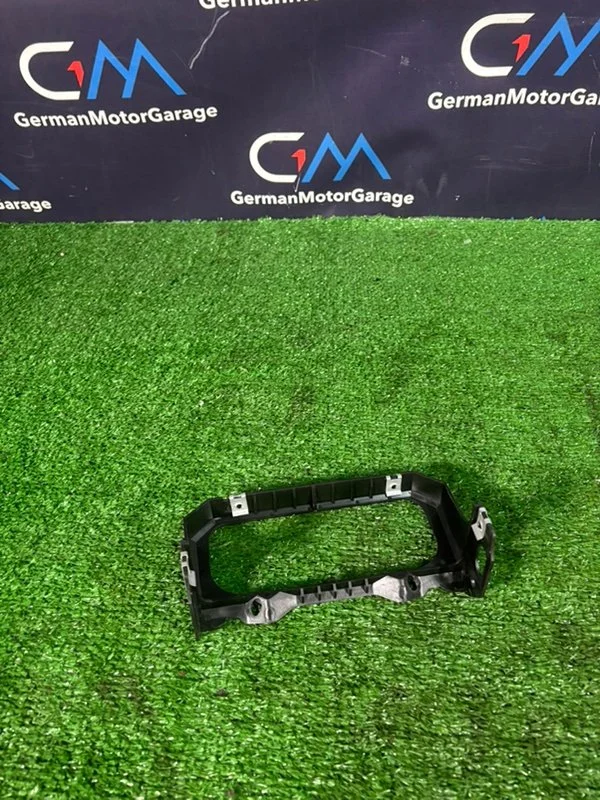 Кронштейн центральной консоли BMW X5 E53 M54B30