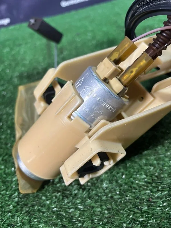 Топливный насос BMW X5 E53 M54B30 306S3 2003 - миниатюра 2