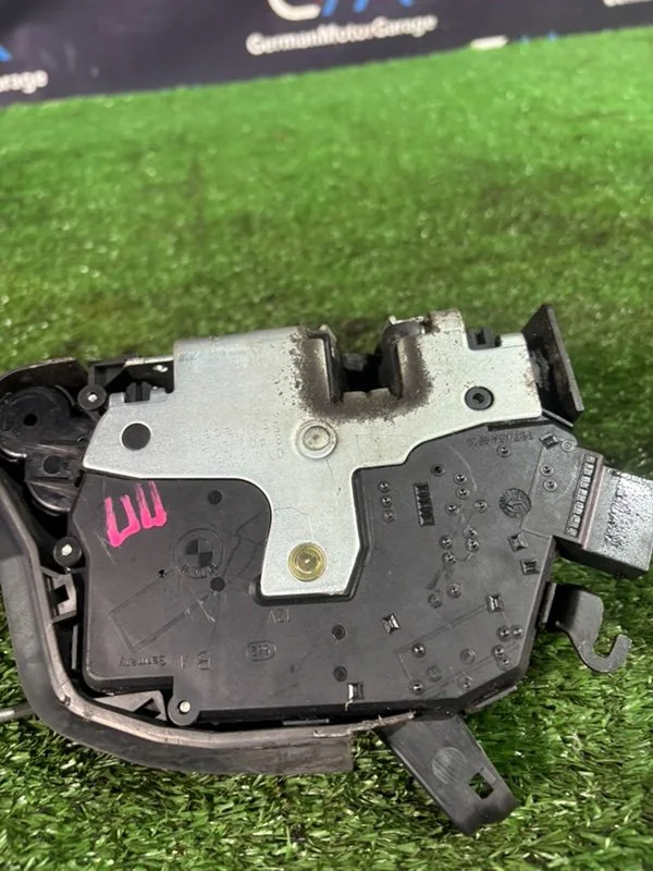 Замок двери передний правый BMW X5 E53 M54B30 - миниатюра 4