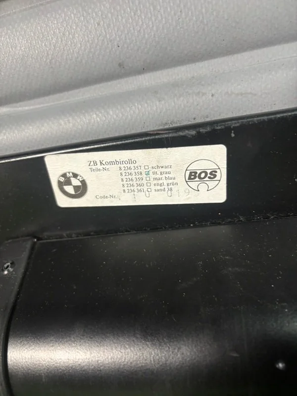 Шторка багажника BMW 5 E39 TOURING 286S2 M52B28TU - миниатюра 3