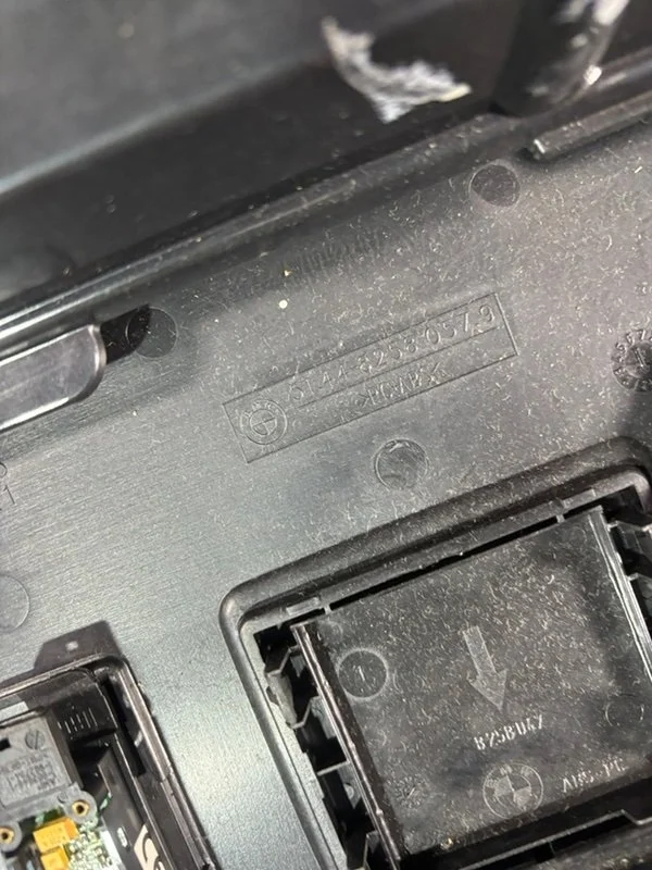 Консоль в потолке передний BMW X5 E53 M54B30 306S3 - миниатюра 5