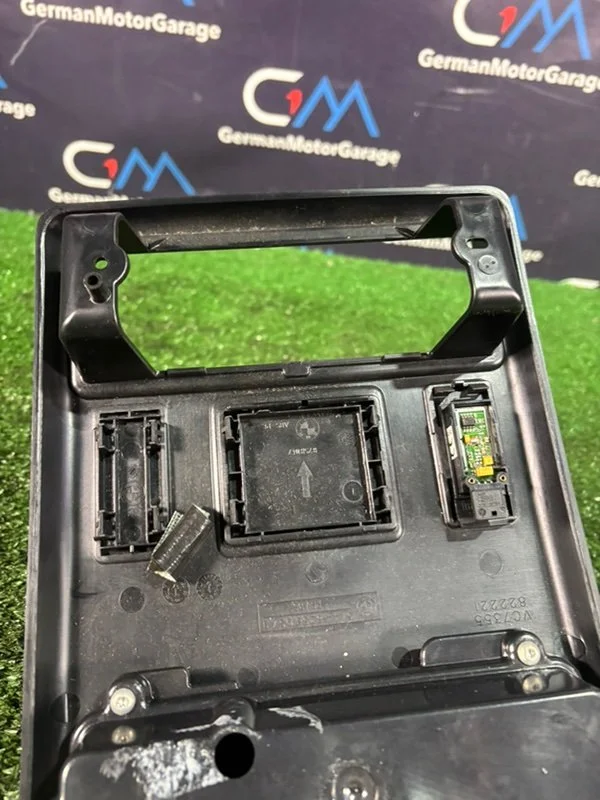 Консоль в потолке передний BMW X5 E53 M54B30 306S3 - миниатюра 6