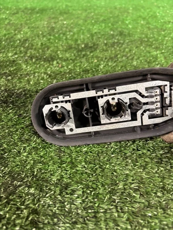 Кожух фонаря BMW 5 E39 M62B44 448S1 1998 - миниатюра 2