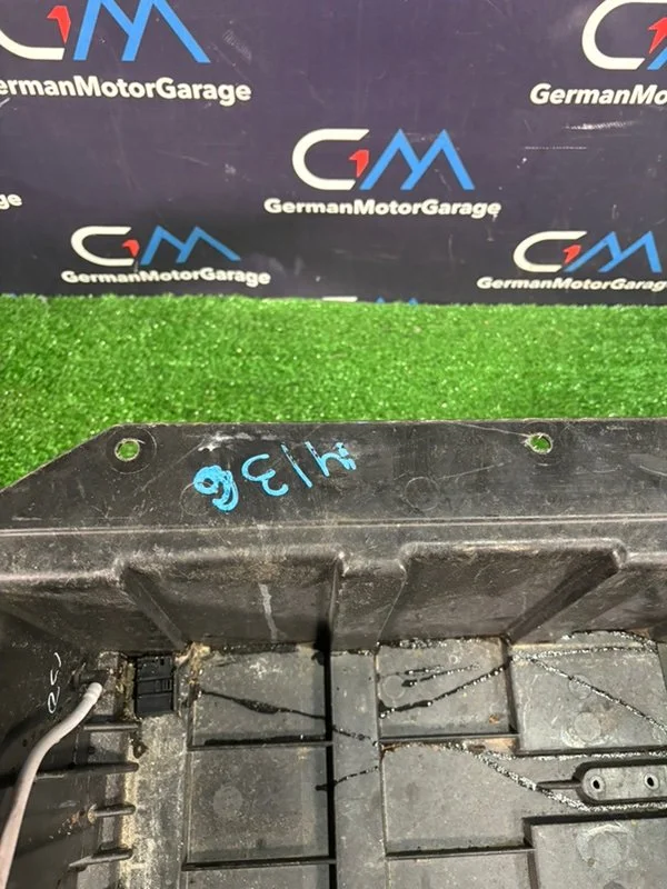 Короб аккумулятора BMW X5 E53 M54B30 306S3 2003 - миниатюра 5