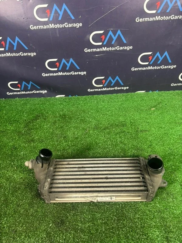 Радиатор интеркулера Mini One d R50 2006 - изображение 1
