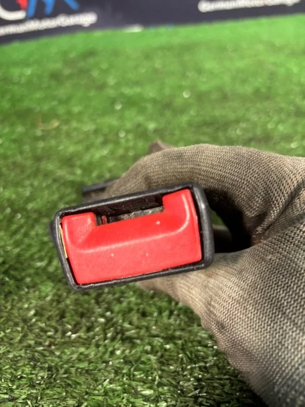 Замок ремня безопасности задний левый BMW X5 E53 - миниатюра 2