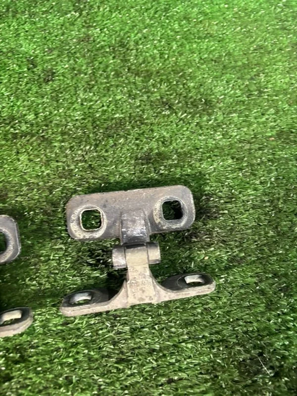 Петля багажника BMW X5 E53 M54B30 306S3 2003 - миниатюра 2