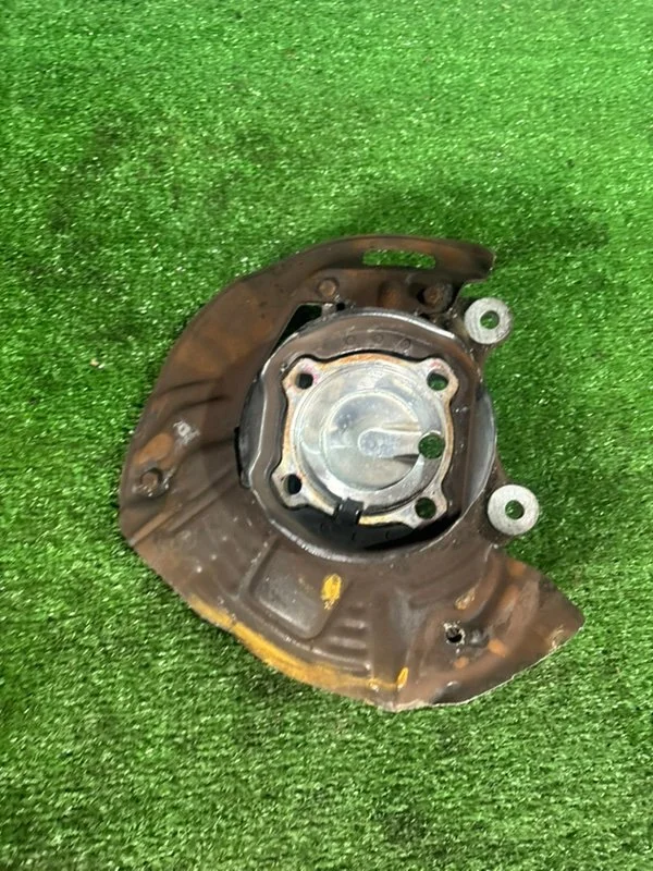 Кулак поворотный передний левый BMW 5 E39 256S3 - миниатюра 2