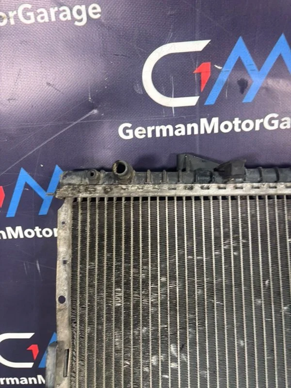 Радиатор охлаждения двигателя BMW X5 E53 M54B30 - миниатюра 3