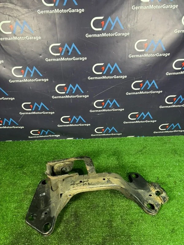 Траверса опора АКПП BMW X5 E53 M54B30 306S3 2004 - изображение 1