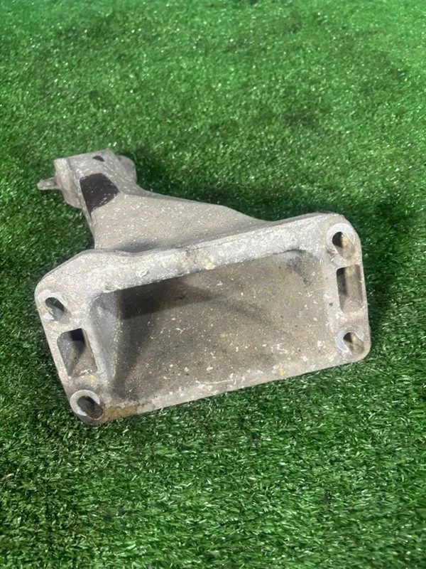 Кронштейн ДВС правый BMW X5 E53 M54B30 306S3 2004 - миниатюра 4