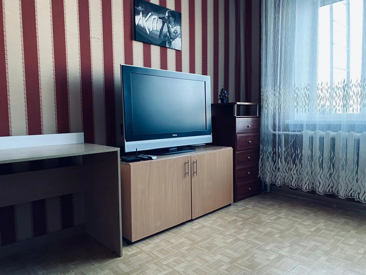 Продаётся светлая 1-комнатная квартира в центре Нерюнгри (ул. Ленина) - миниатюра 9