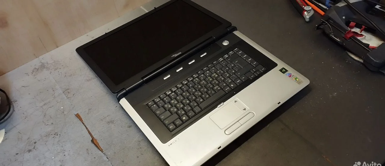 Ноутбук Fujitsu Siemens Amilo M3438G (Germany) - миниатюра 2