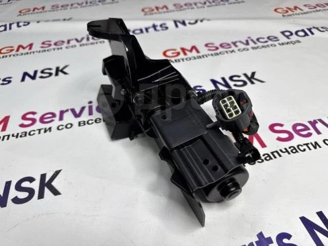 Петля порога c мотором левый Escalade Tahoe K2 2015-2020 Сadillac Escalade 2014-2020 84452642 K2XX в - изображение 1