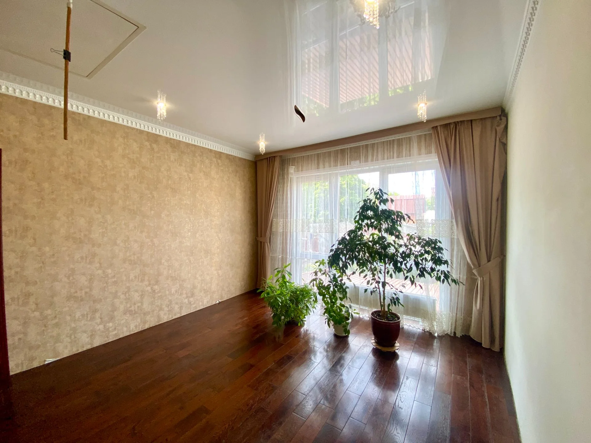 2х эт. дом 150 м2 с ремонтом в Центре (ТРЦ Галерея) - миниатюра 17