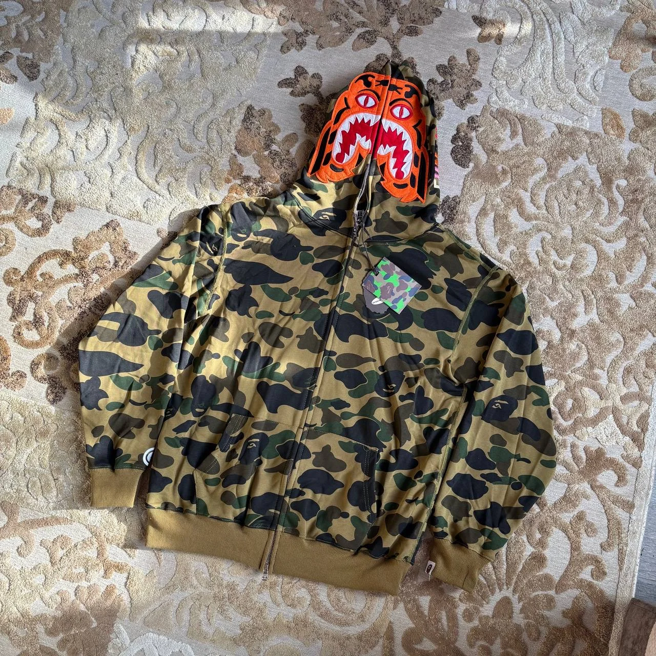Зипка Bape tiger camo - изображение 1