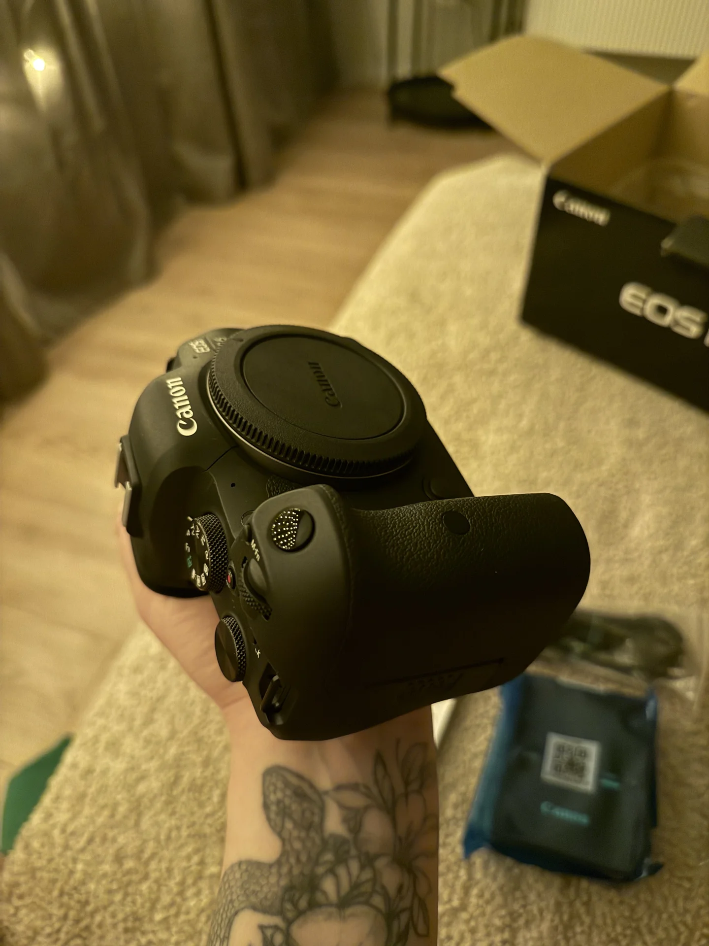 Фотоаппарат canon eos r6 - миниатюра 4