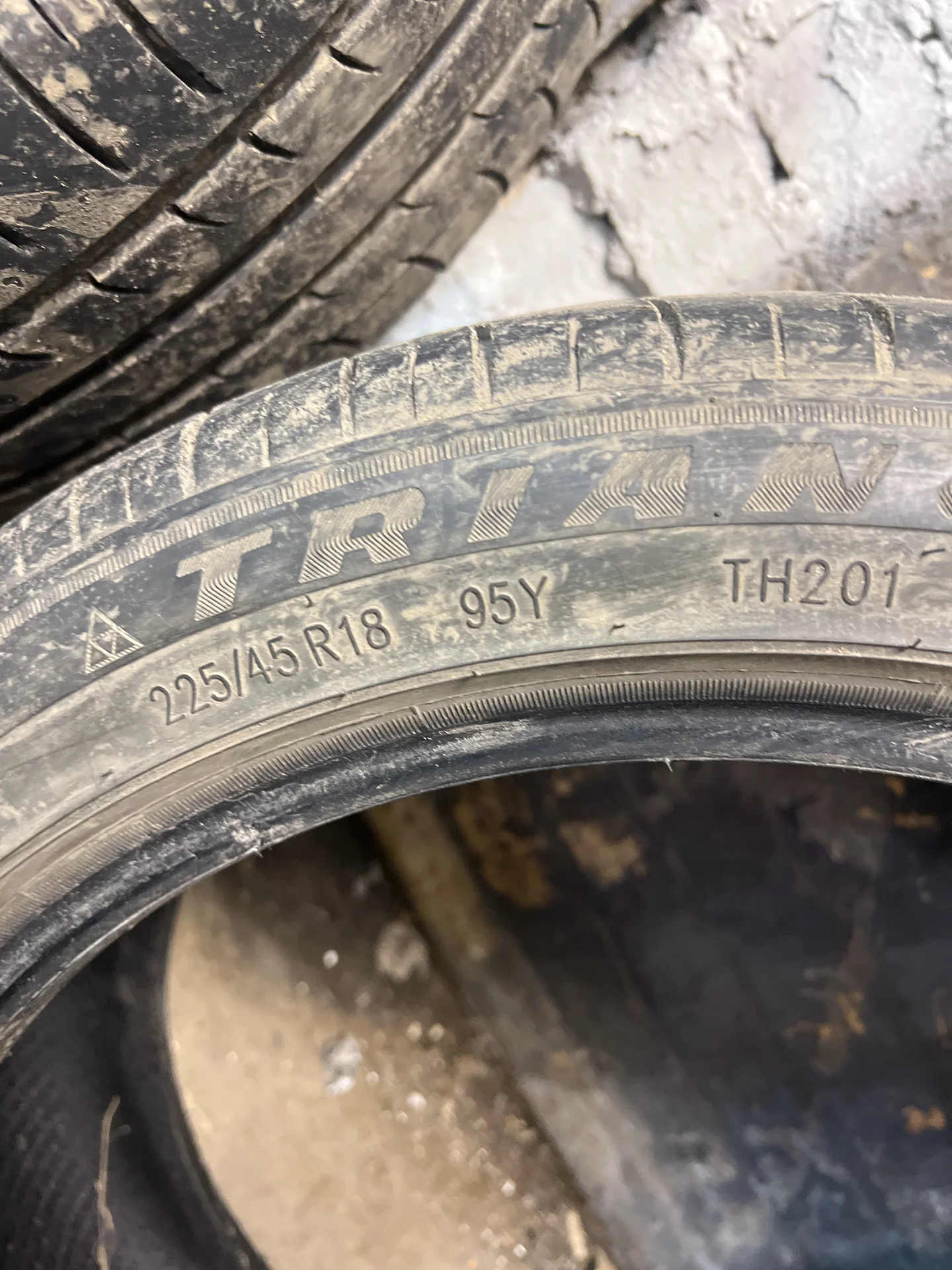 Triangle TH201 SporteX R18 225/45 - миниатюра 4