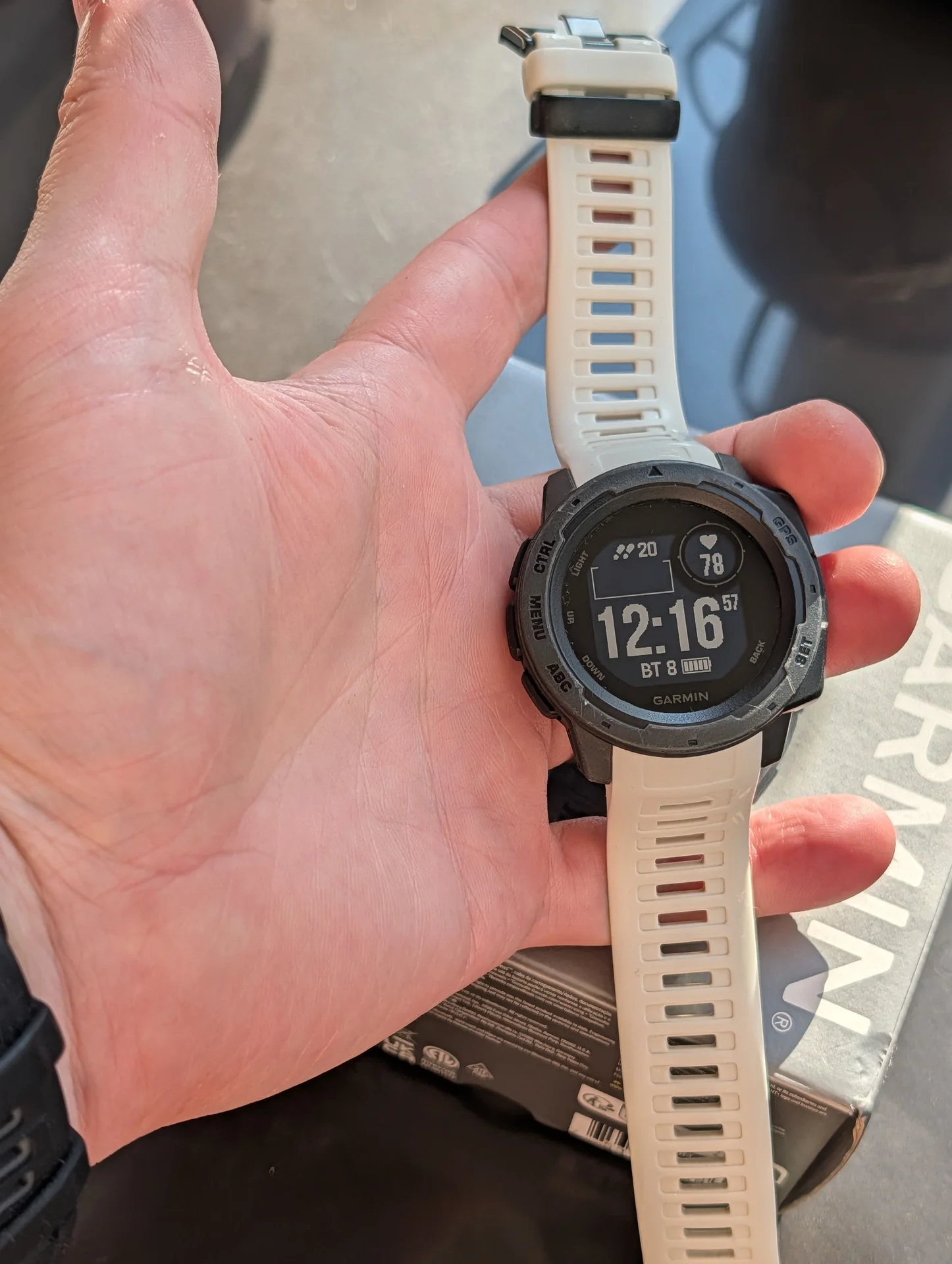 Легендарные часы Garmin Instinct (отличное сост.) - миниатюра 2