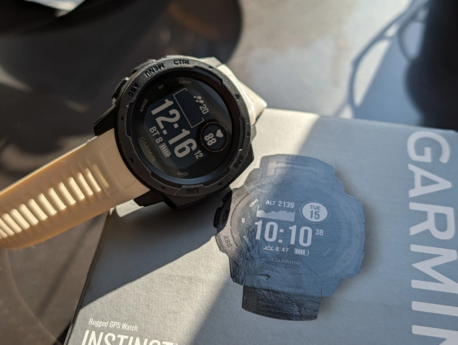 Легендарные часы Garmin Instinct (отличное сост.) - миниатюра 4