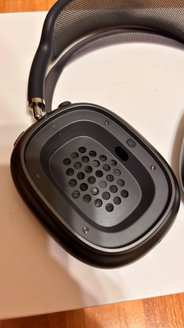 Оригинальные Apple AirPods Max - миниатюра 6