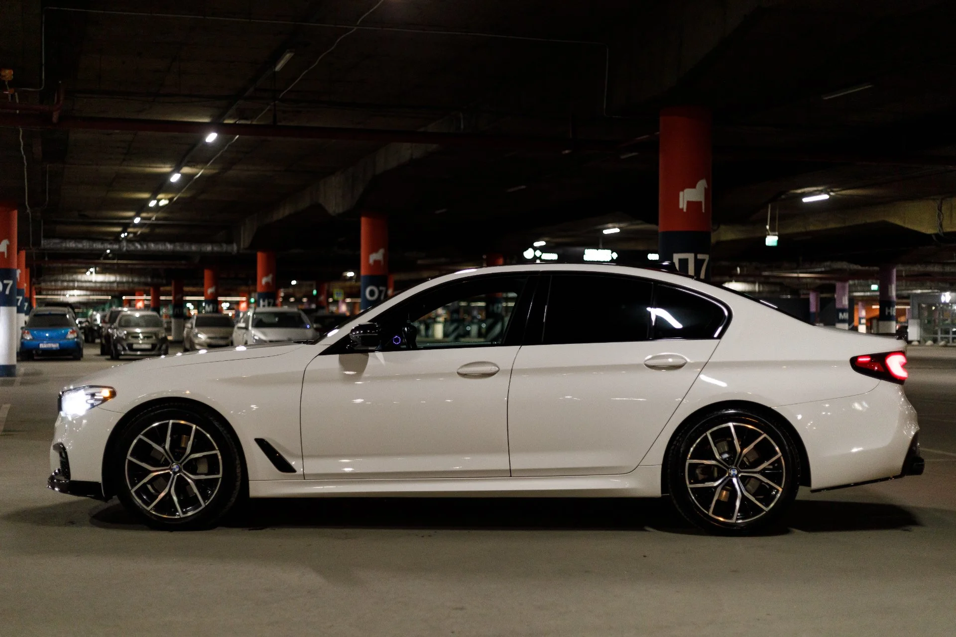 BMW 530i - миниатюра 5