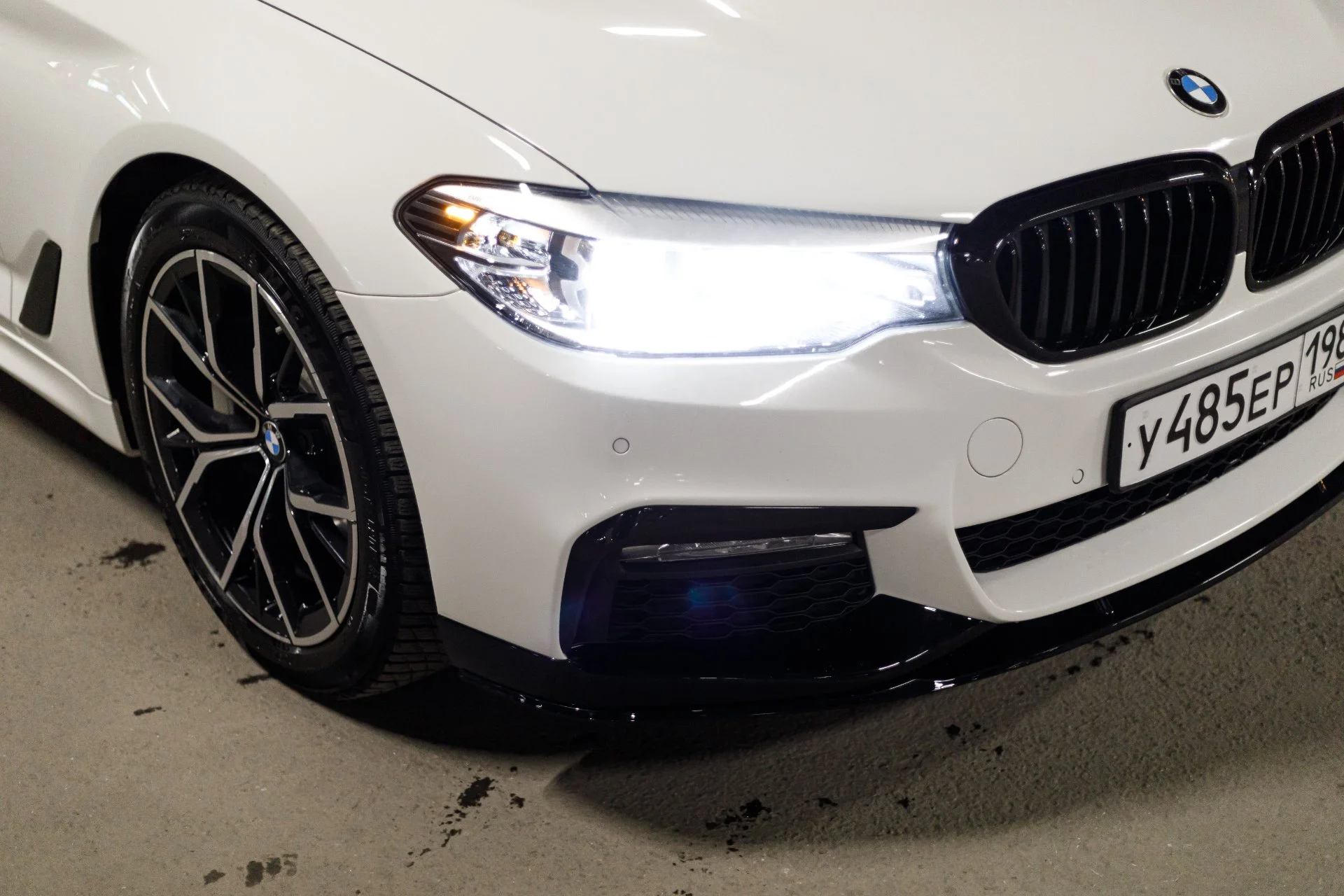 BMW 530i - миниатюра 6