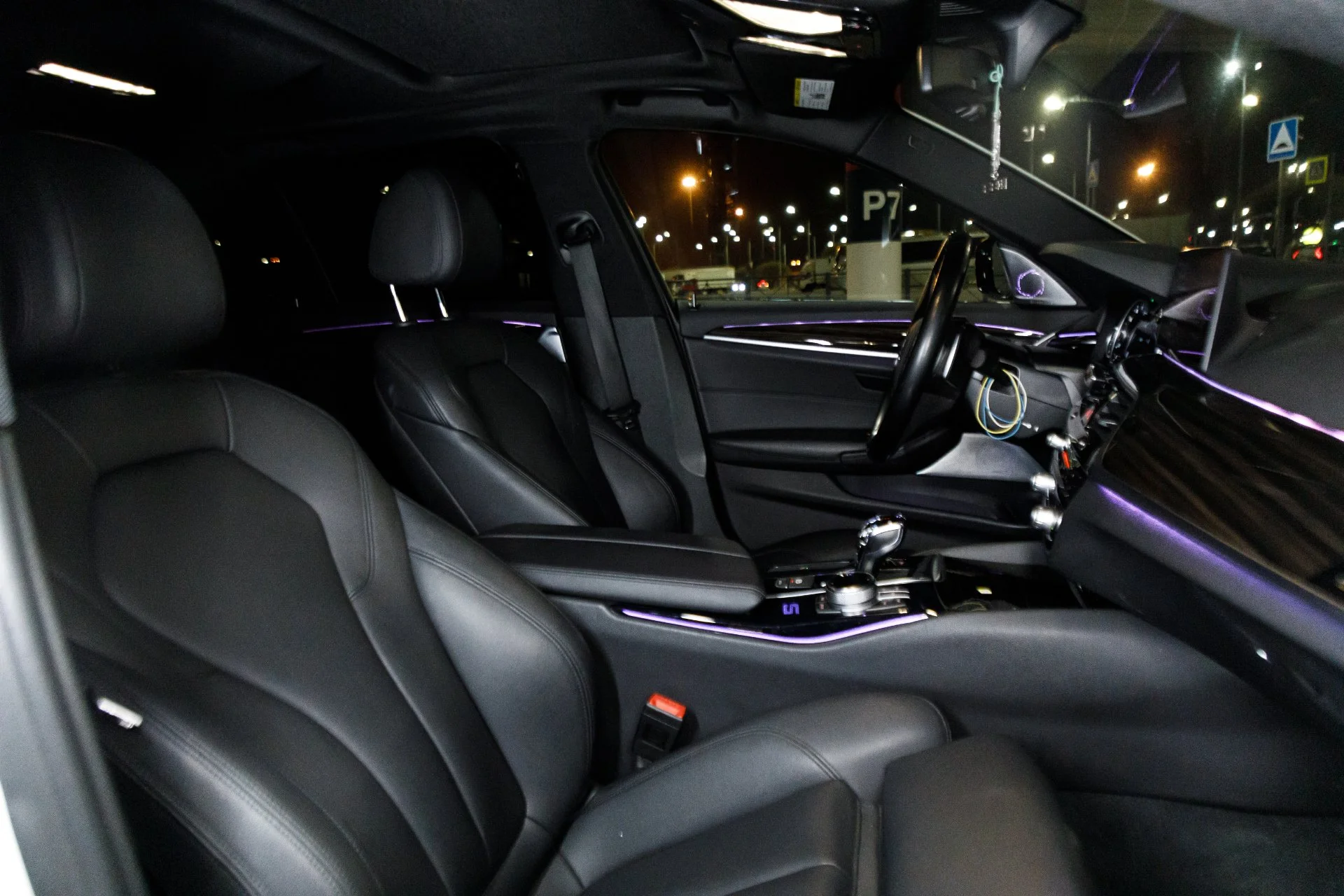 BMW 530i - миниатюра 16