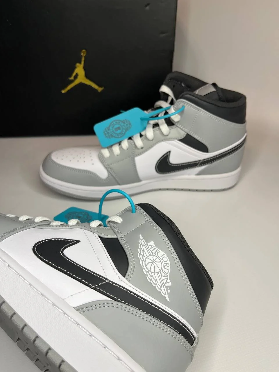 Air Jordan 1 mid "Light Smoke Grey" оригинал - миниатюра 4