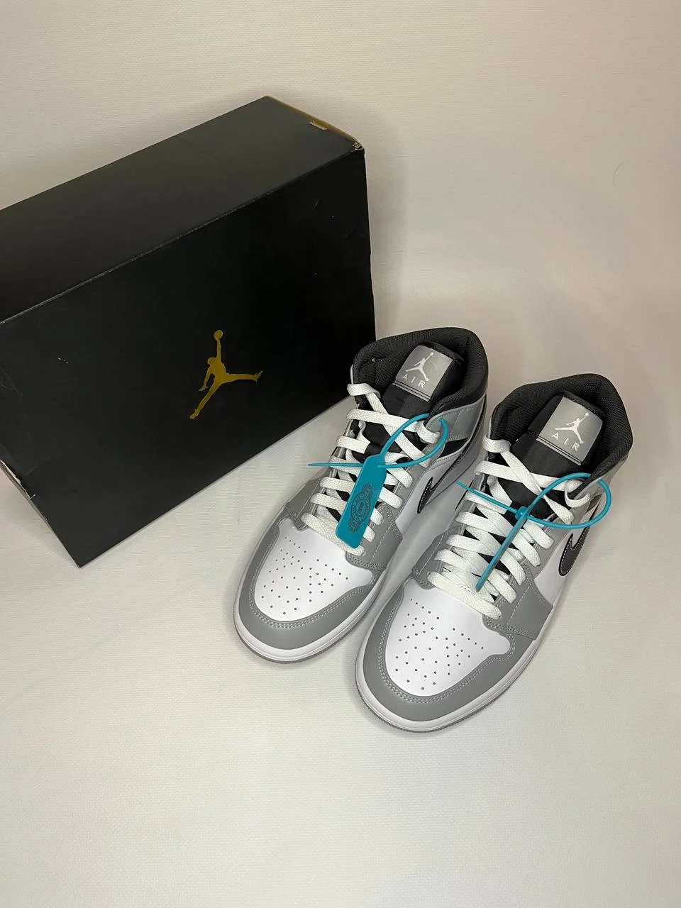 Air Jordan 1 mid "Light Smoke Grey" оригинал - миниатюра 5