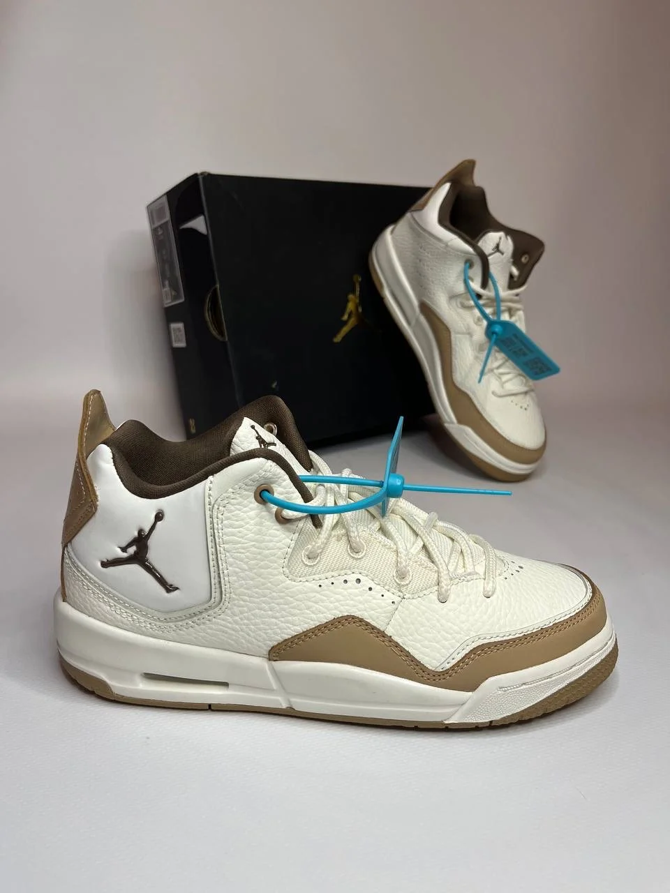 Jordan Courtside 23 оригинал - изображение 1