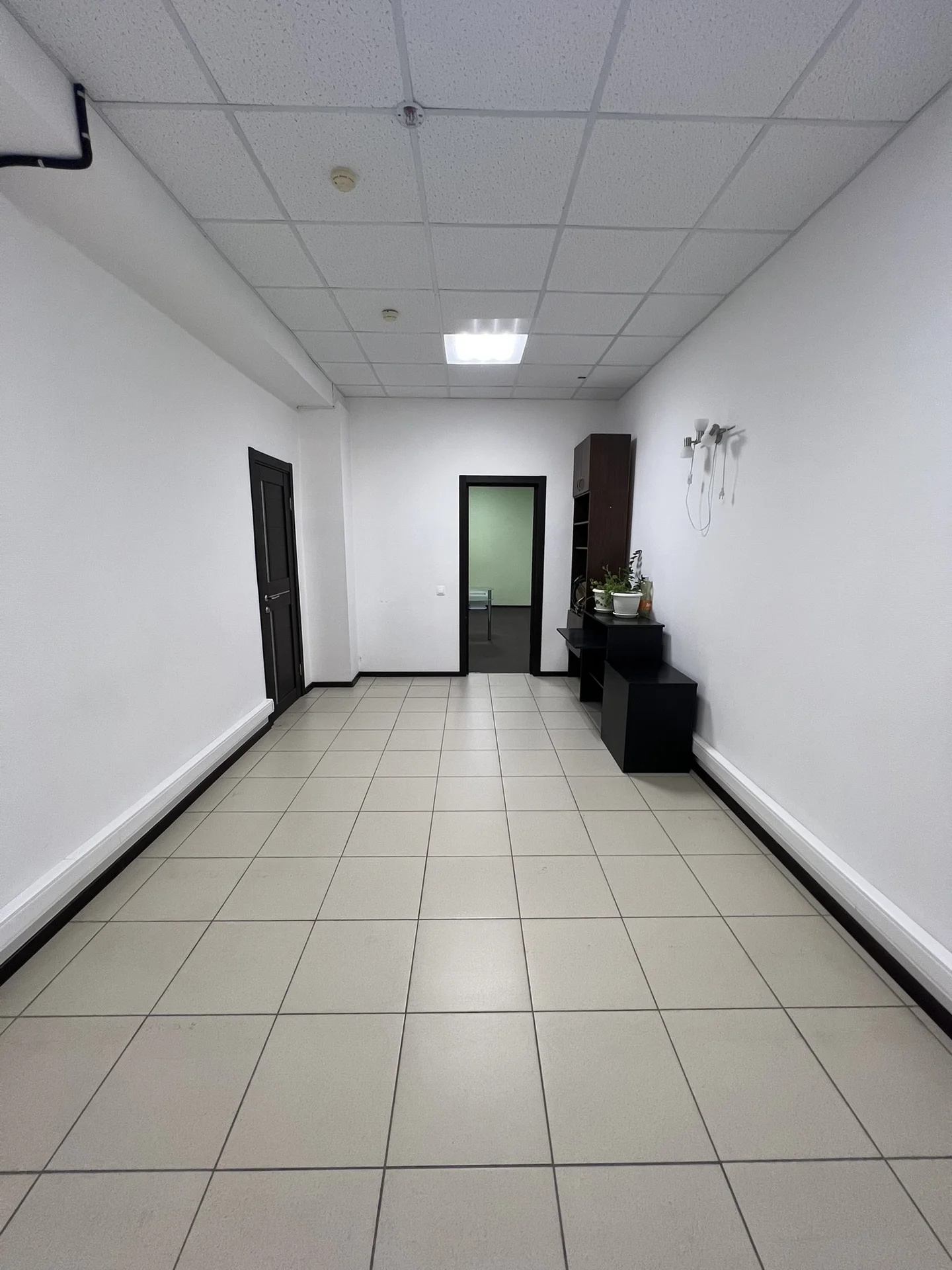Офис в аренду 100 м2 - миниатюра 6