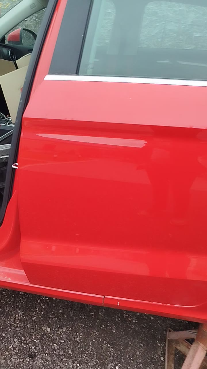 audi a3 8v седан дверь задняя левая - видео 4