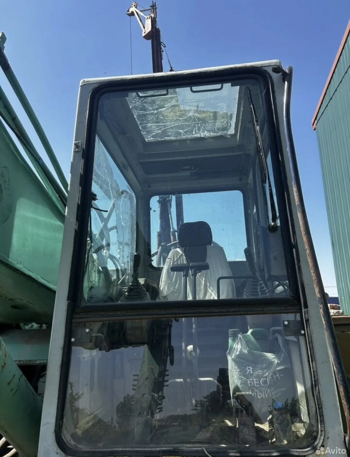 Гусеничный экскаватор Kobelco SK400LC, 1989 г. - миниатюра 5