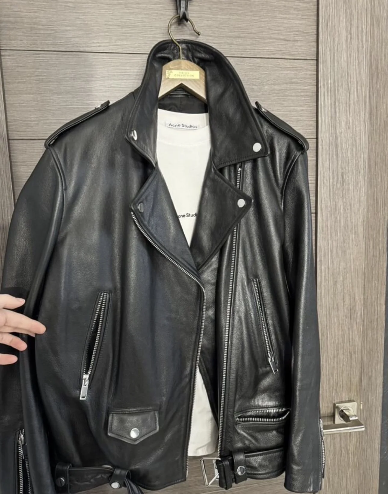 Женская кожаная куртка ZARA - миниатюра 2