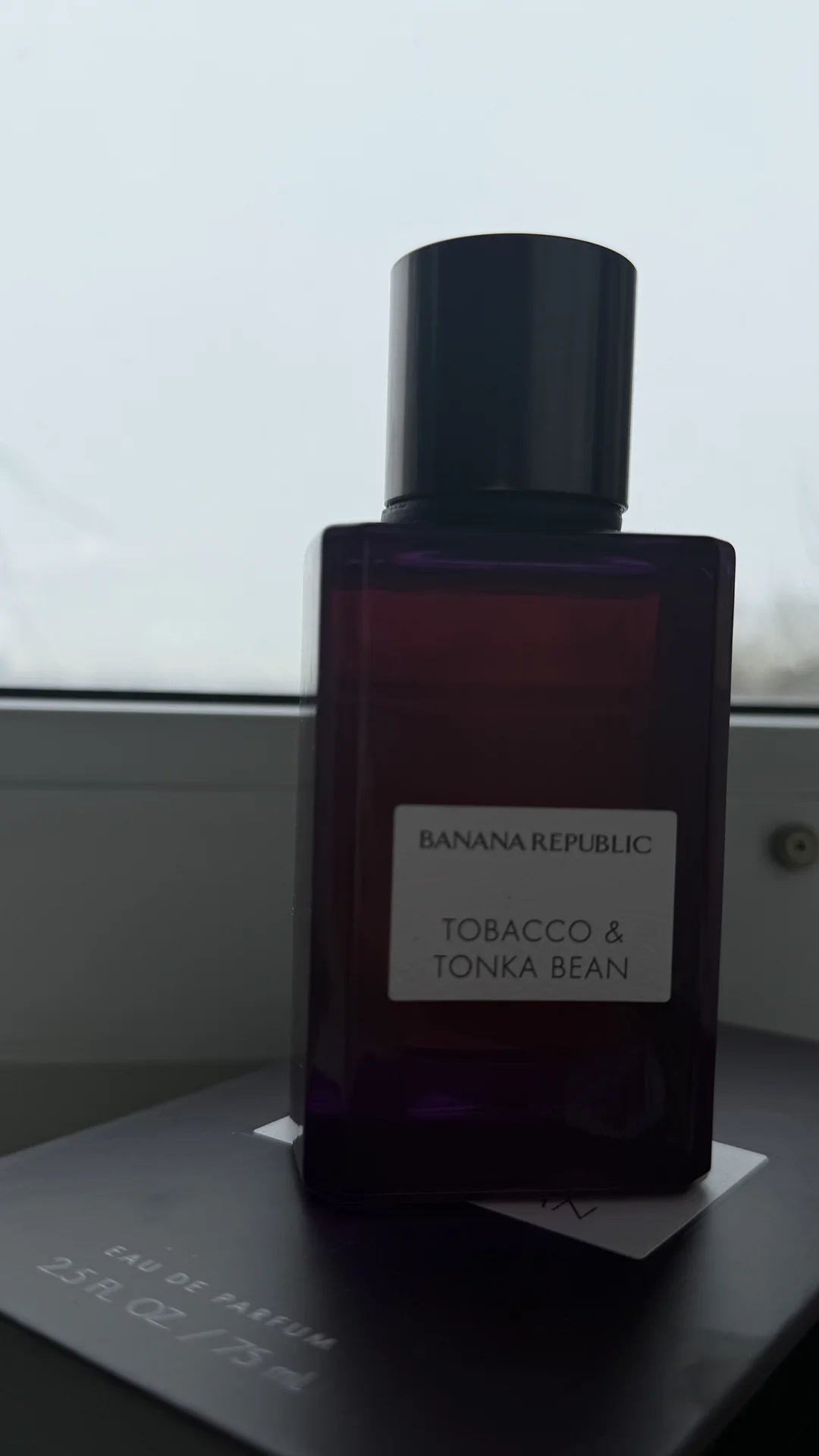 Духи Tobacco & Tonka Bean от Banana Republic - миниатюра 2