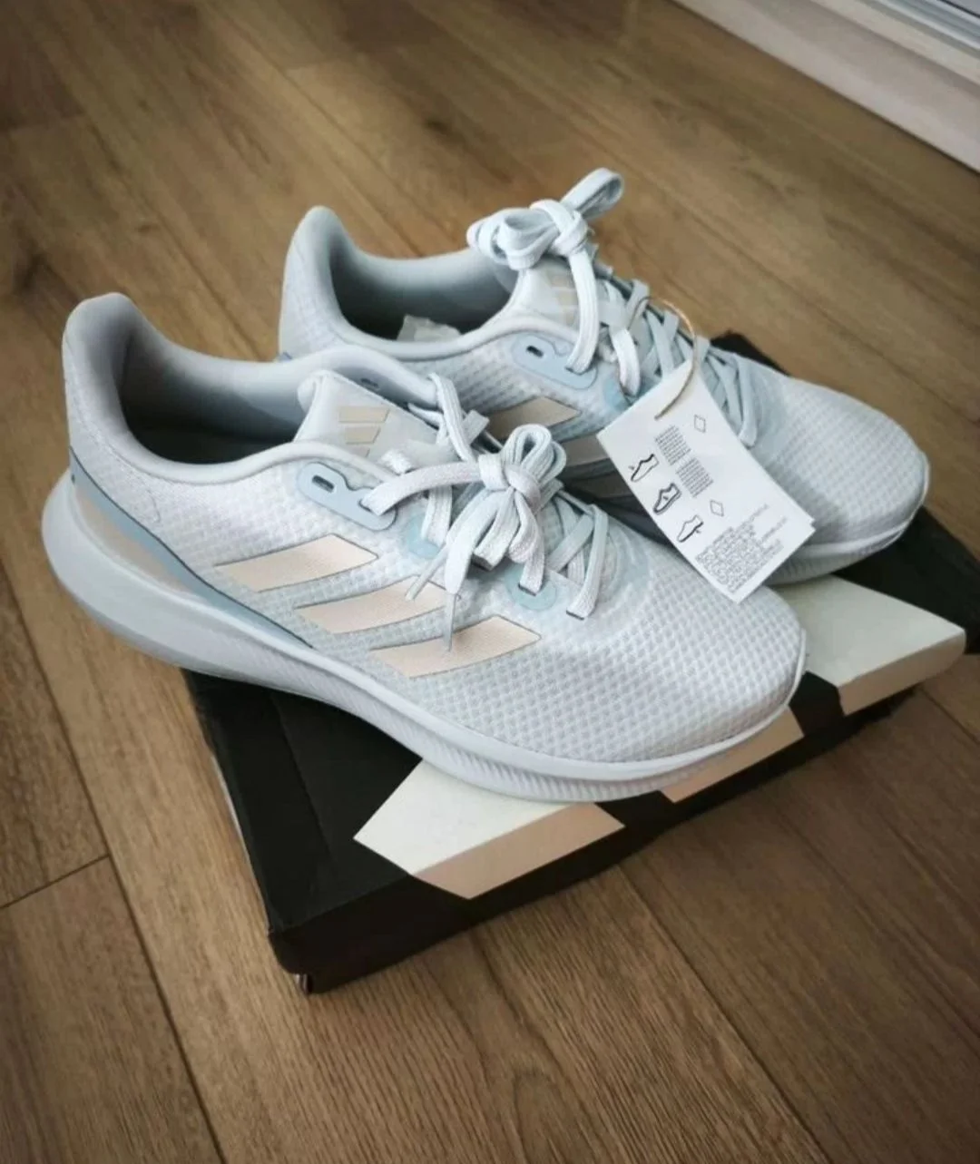 Кросовки Adidas - миниатюра 2