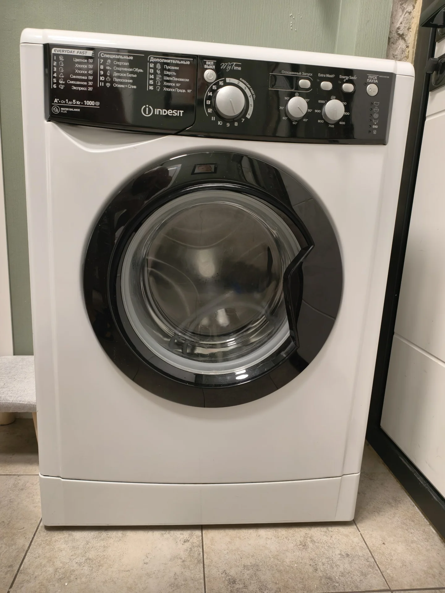 Стиральная машина indesit рабочая - миниатюра 2