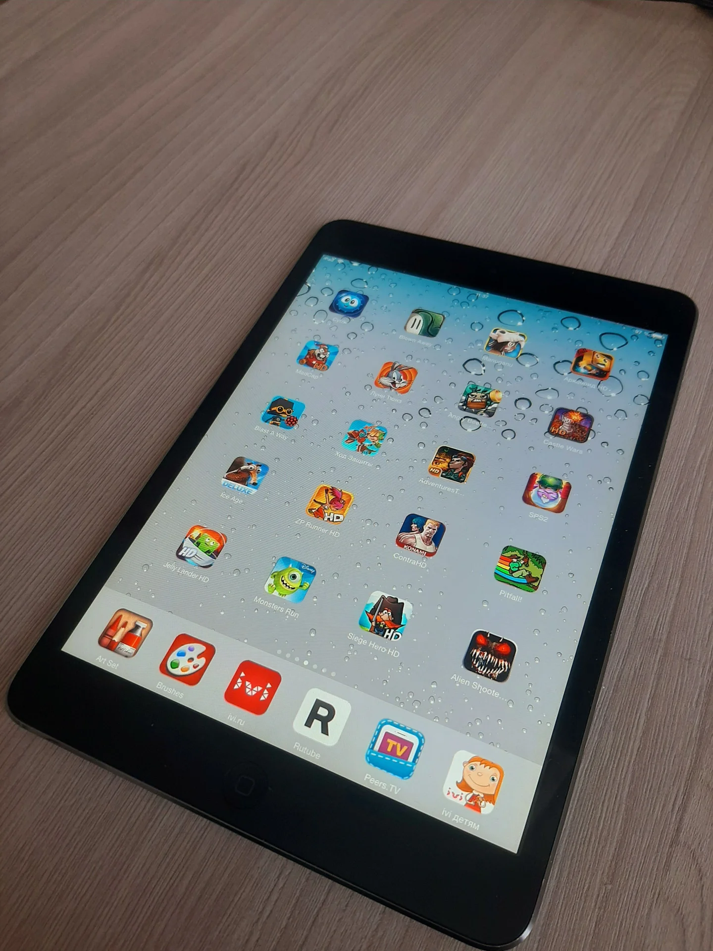 iPad mini 220 оффлайн игр, мультики, фильмы
