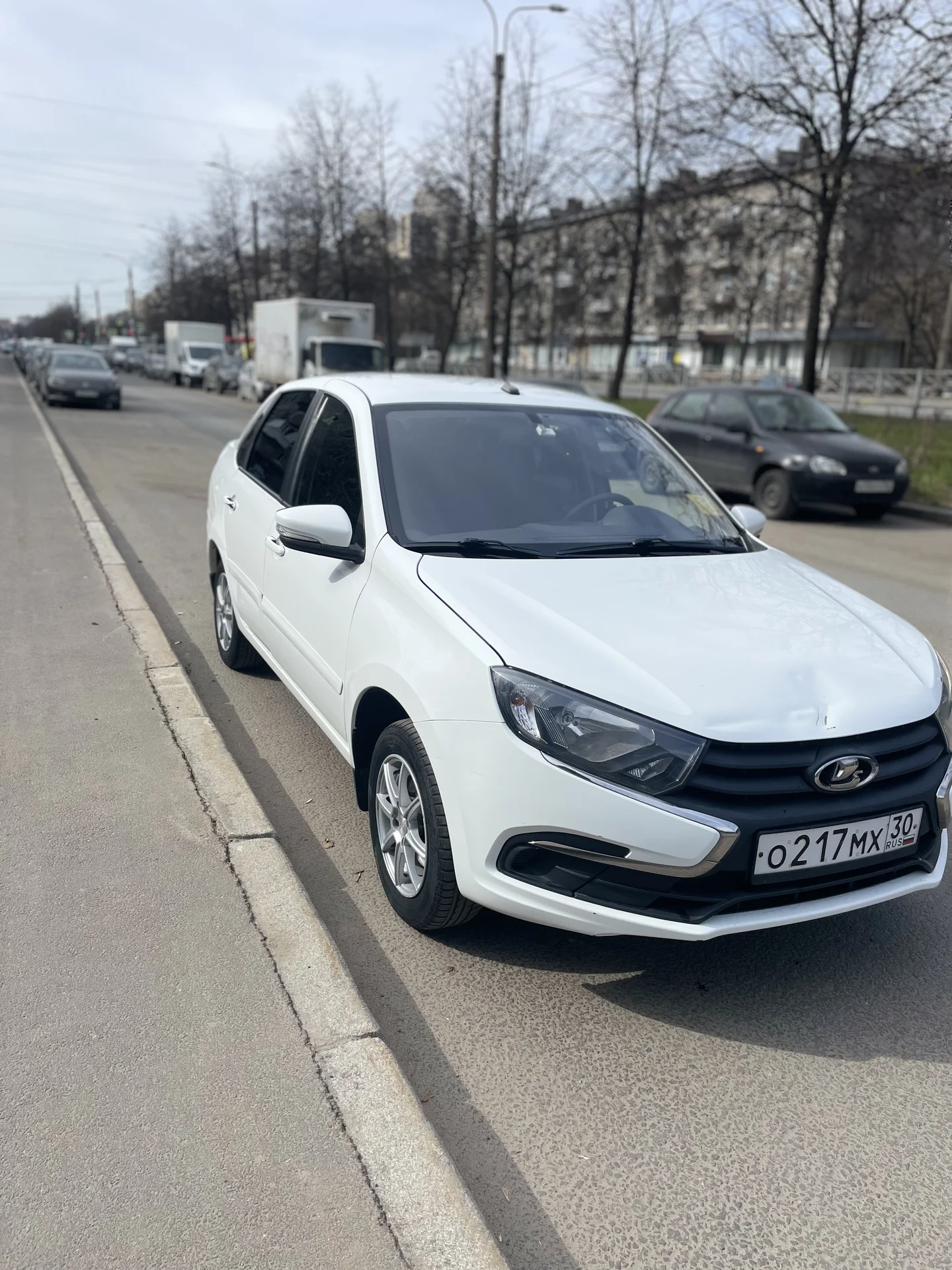 Лада гранта 2020 - миниатюра 3