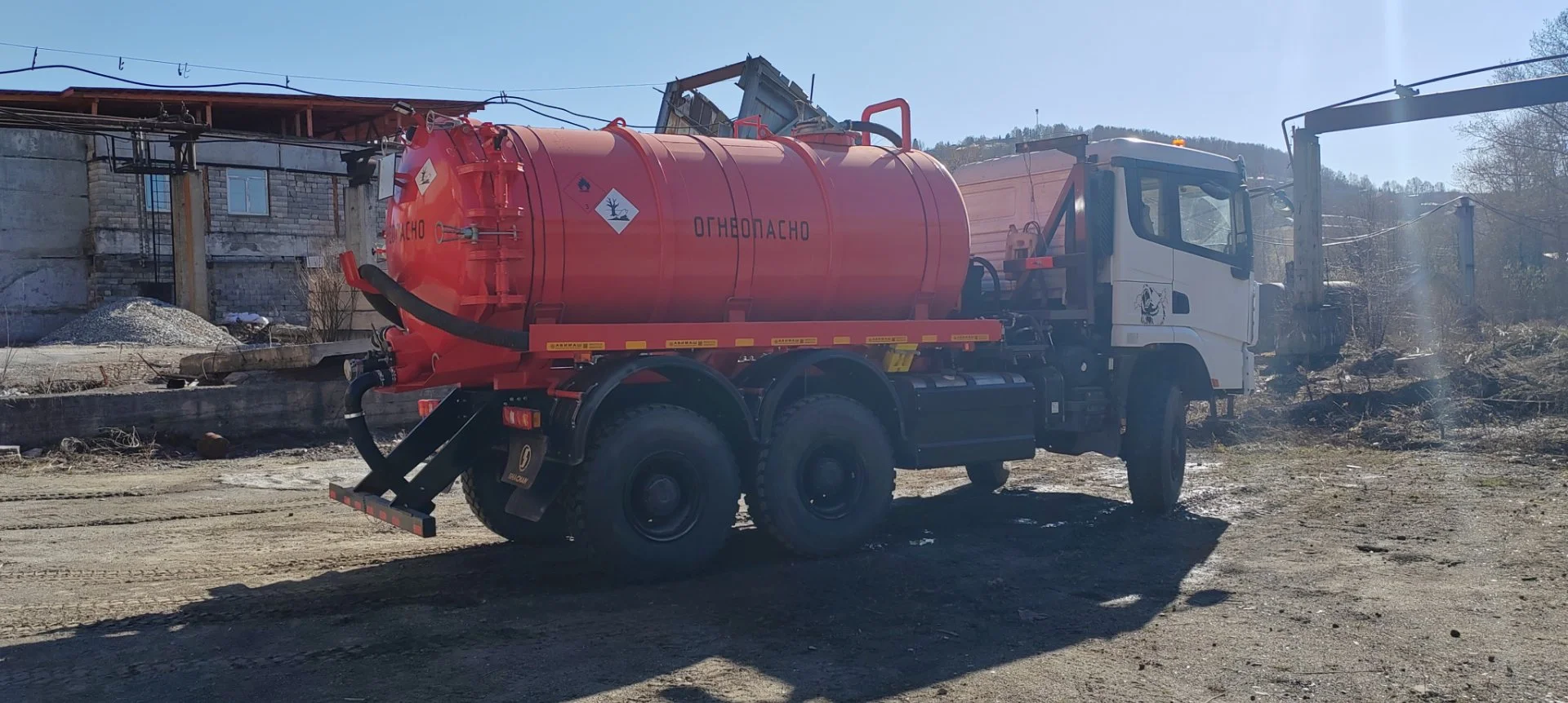 Вакуумная цистерна акн-10м3 на Shacman 6x6 - миниатюра 7