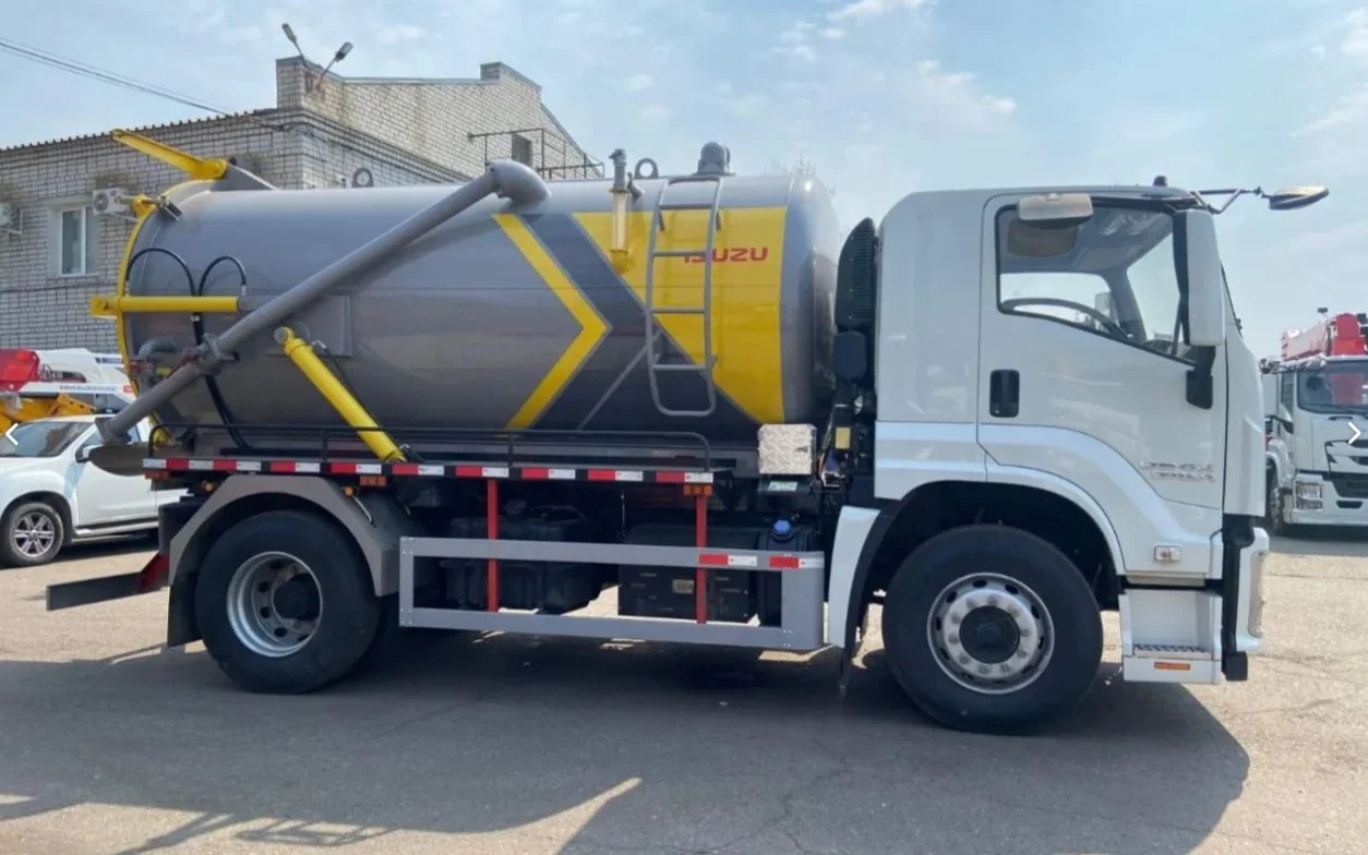 ИЛОСОС на шасси ISUZU 4х2 GIGA 205 л.с. объём бочки 10 куб.м. - миниатюра 3