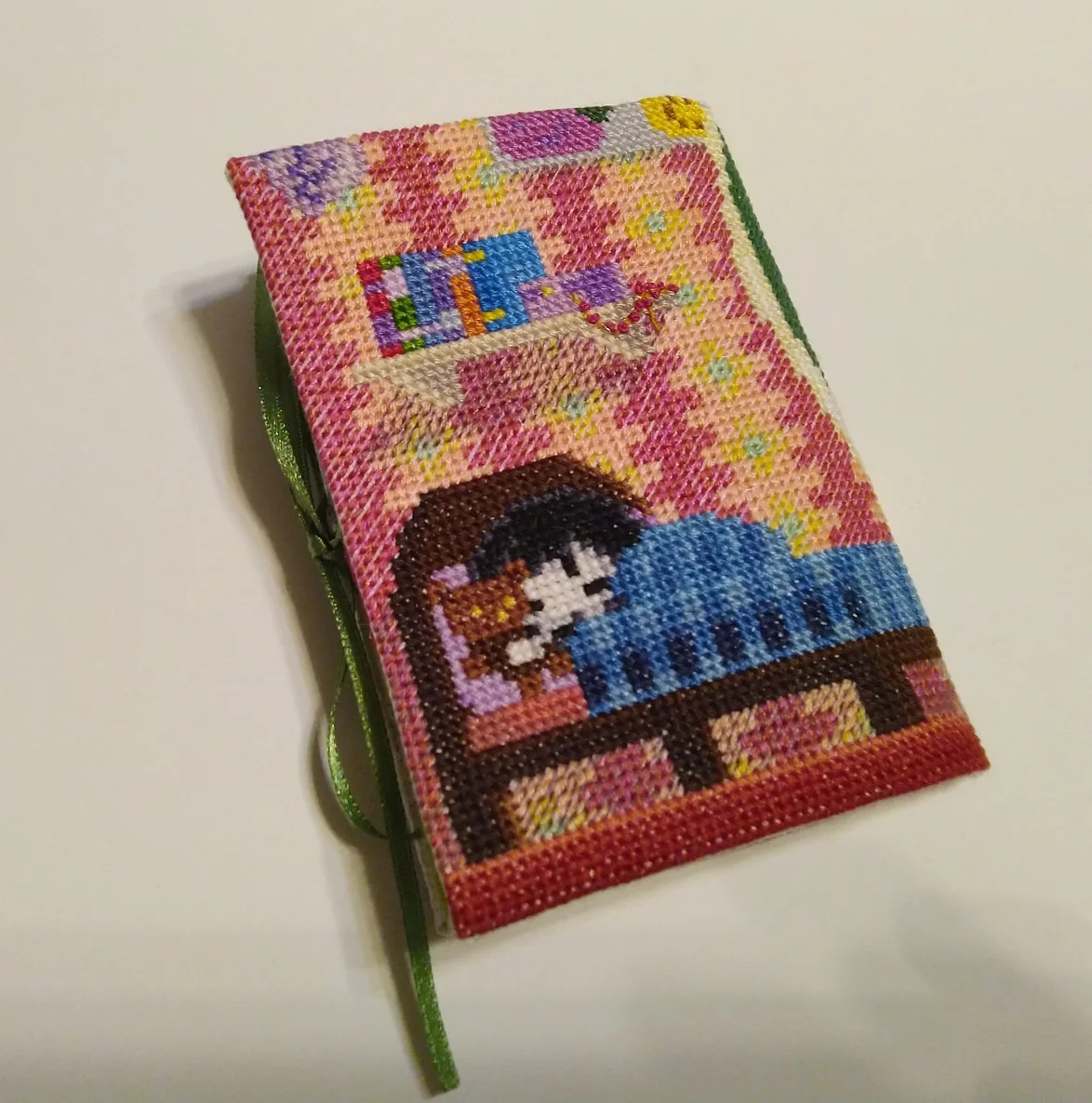 Игольница-книжка с вышивкой - миниатюра 2