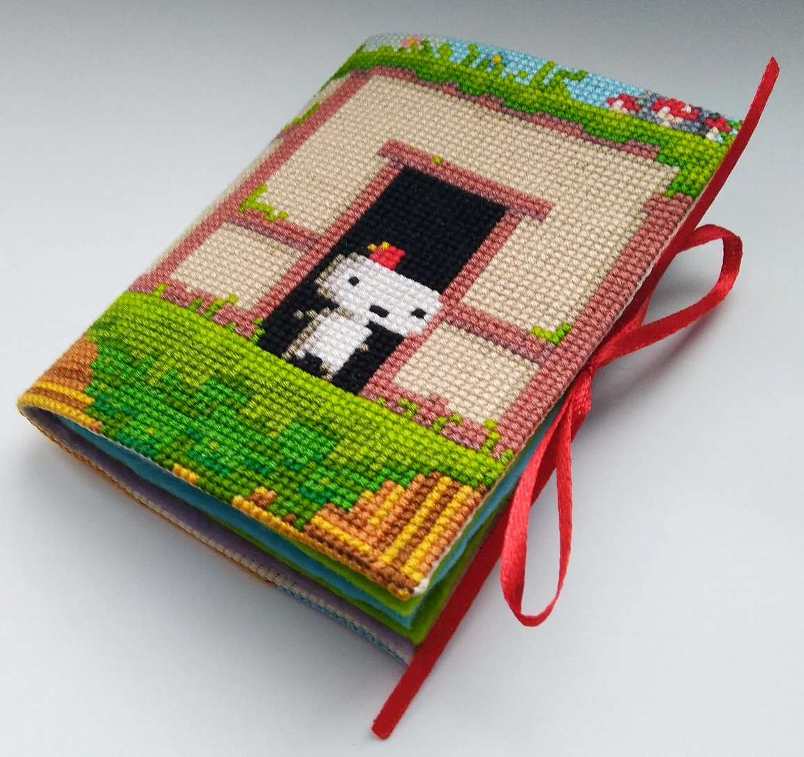 Игольница-книжка с вышивкой Fez - миниатюра 5