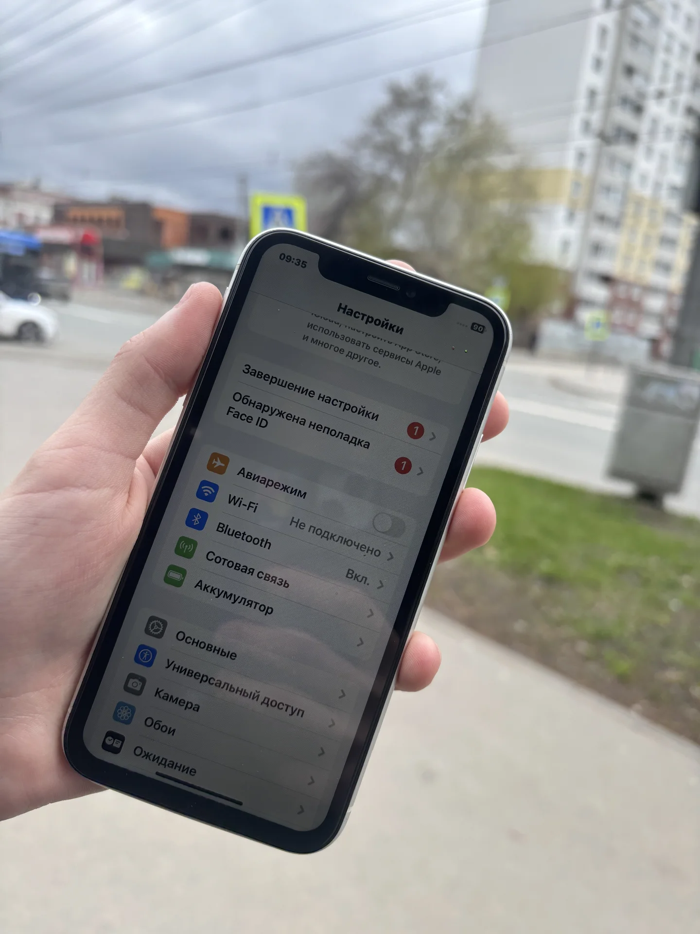 iPhone XR 128 gb - миниатюра 4